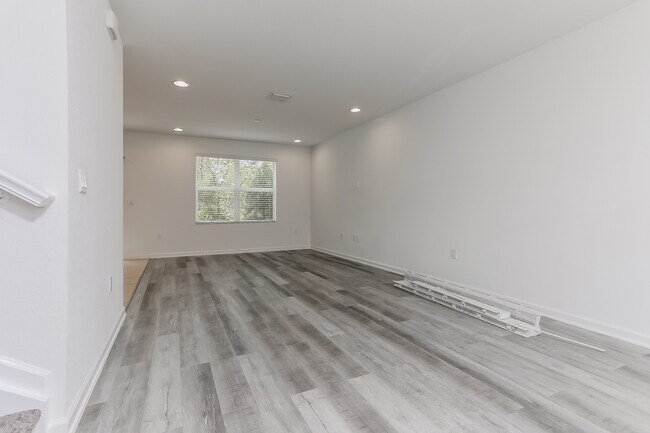 Building Photo - 2181 NW Treviso Cir