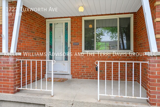 Foto del edificio - 1723 Tuxworth Ave