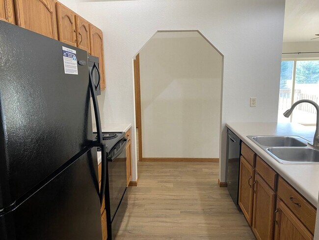 Foto del edificio - 7311 Ryan Amy Drive