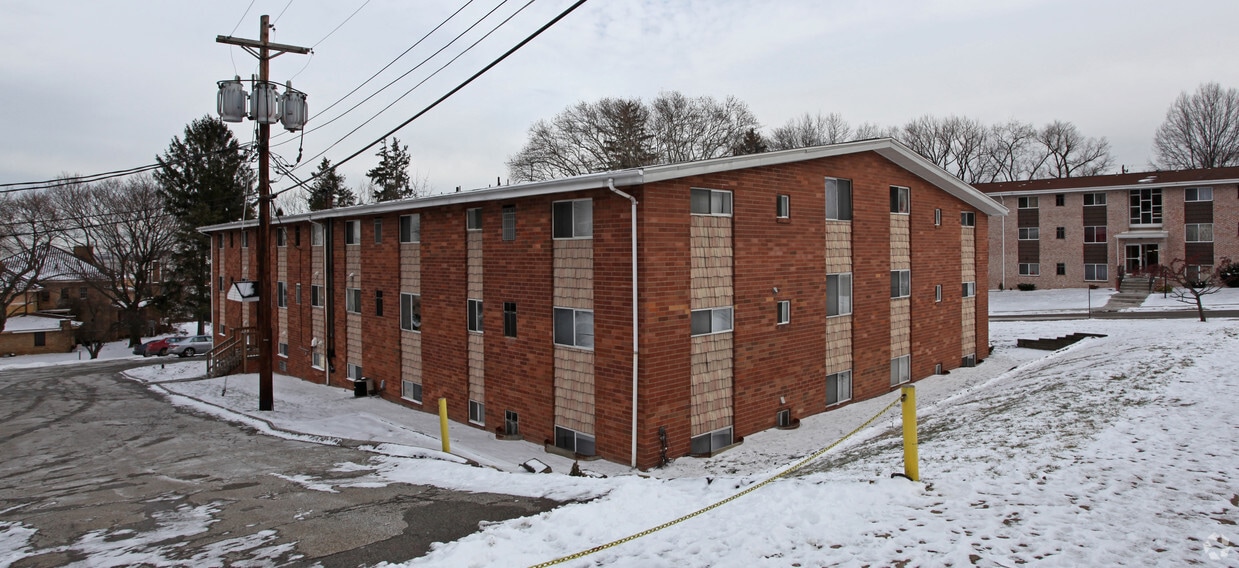 Building Photo - Park Avenue Apartments