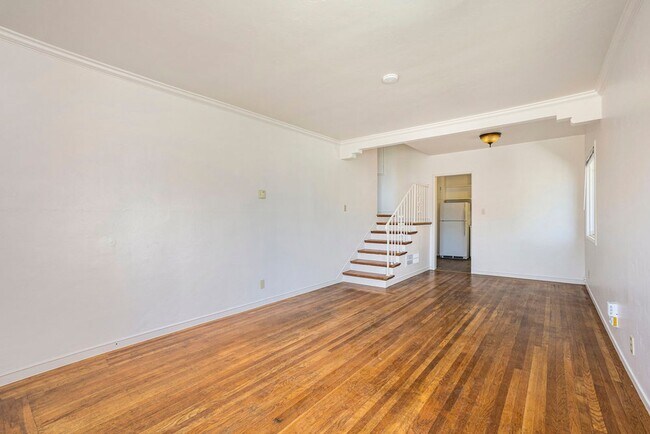 Building Photo - 2955 Fruitvale Ave - 1 bedroom | 1 bath | ...