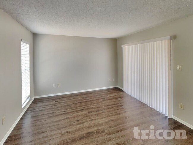 Building Photo - 1239 La Mesa Ave