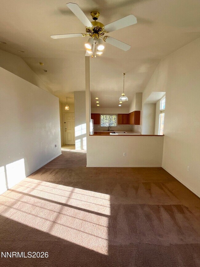 Building Photo - 2275 Albatross Way