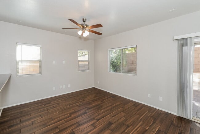 Building Photo - 9033 Silken Crests Ct