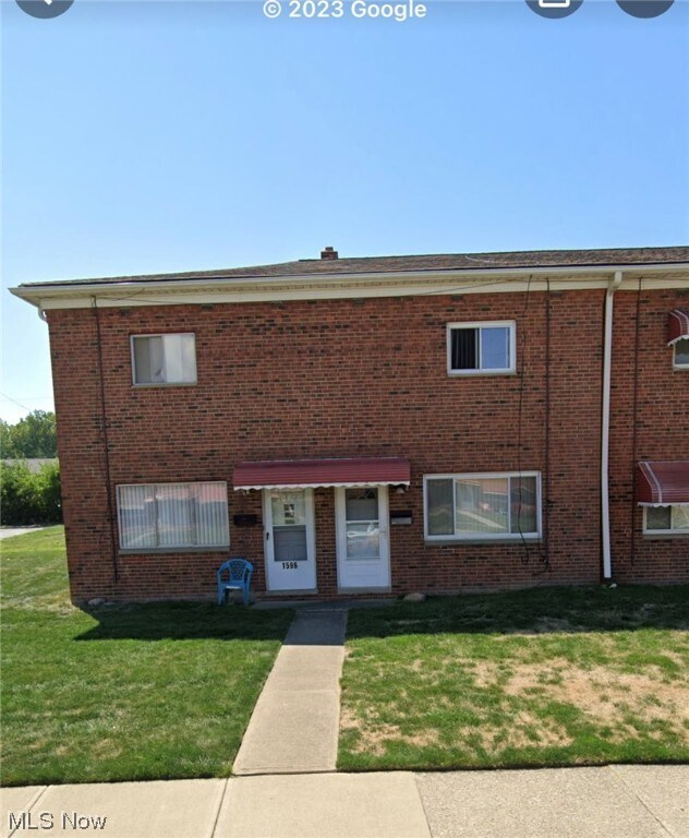 1596 Ridgewick Dr, Wickliffe, OH 44092 Condo for Rent in Wickliffe