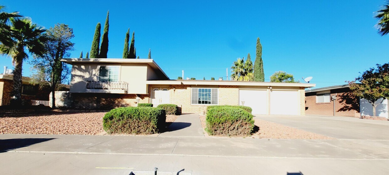 Primary Photo - 2917 Brady Pl