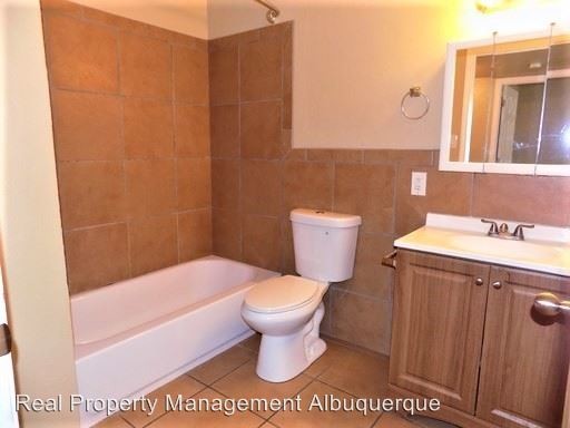 Foto del edificio - 13300 Mountain Rd NE