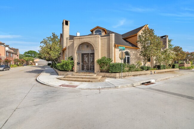 Foto del edificio - 4063 Breakwood Dr