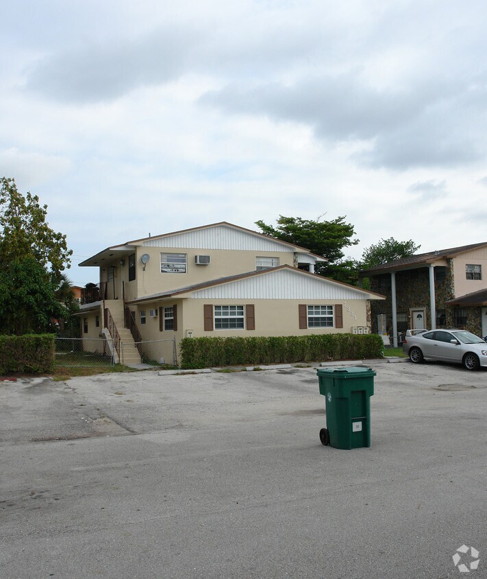 Building Photo - 7331 NW 35th St