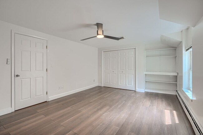Foto del edificio - 1703 Roland Ave