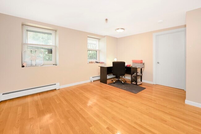 Foto del edificio - 29 E Concord St