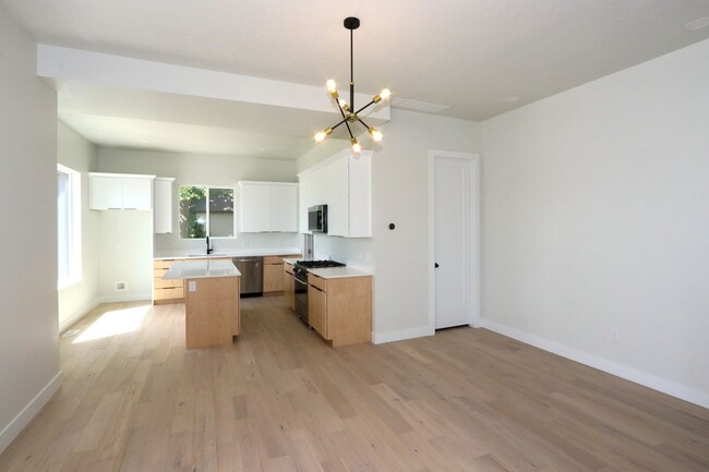 Foto del edificio - 3 Bedroom Townhome - Downtown Salt Lake City