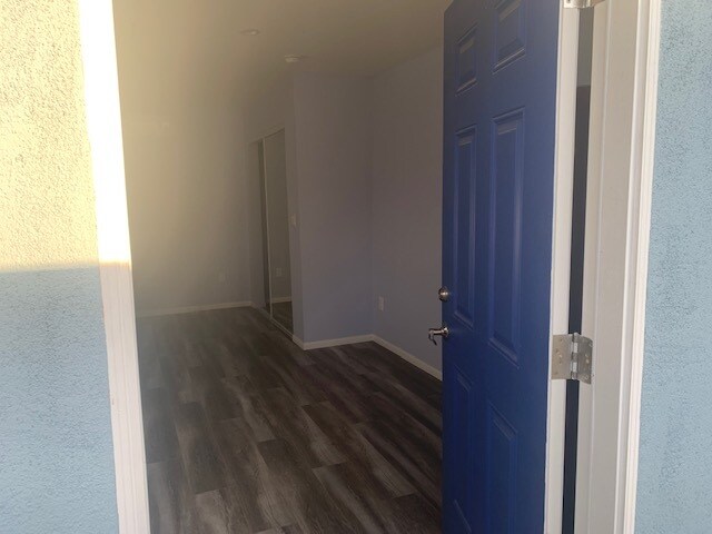 Foto del edificio - 2754 Foreman Ave