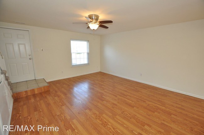 Building Photo - 3 br, 2.5 bath House - 917 Ketch Ct