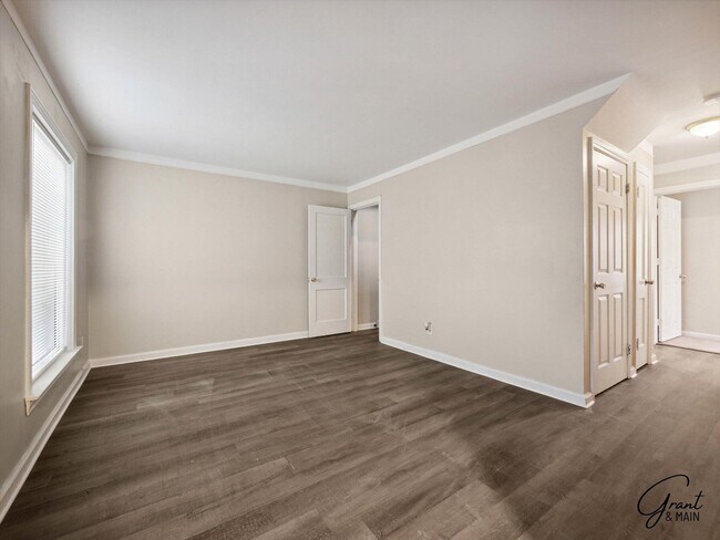 Foto del edificio - 23007 Brittany Ave
