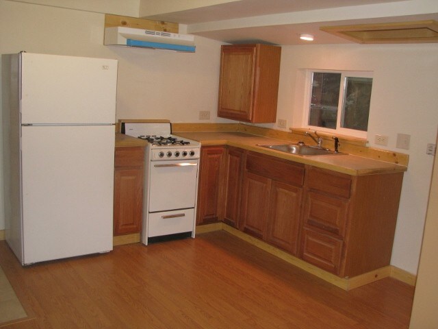 Building Photo - 4105 W 80th Ave