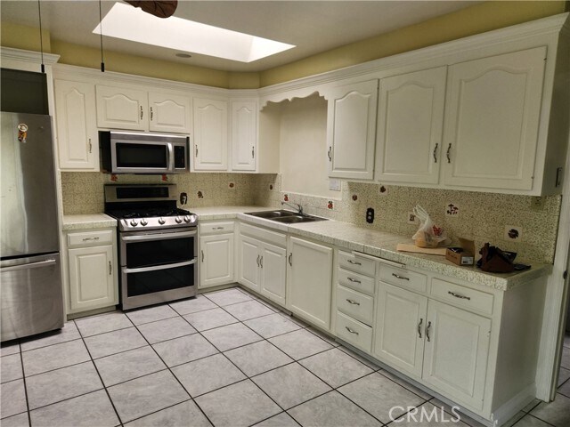 Foto del edificio - 1405 N Brighton St