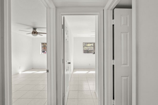 Interior Photo - Bicycle Club