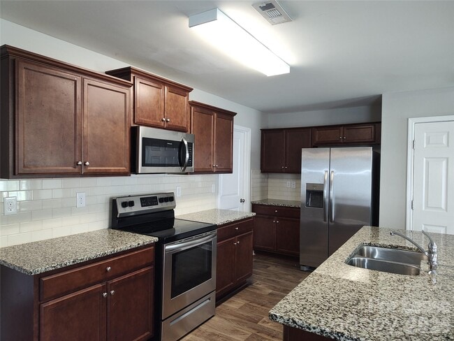 Foto del edificio - 6731 Broad Valley Ct