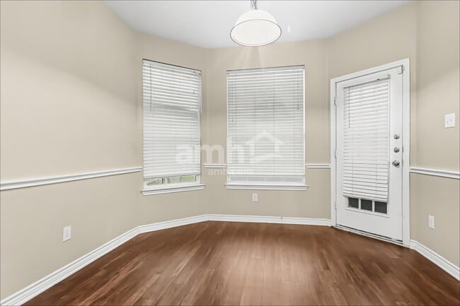 Building Photo - 1414 Monte Carlo Dr