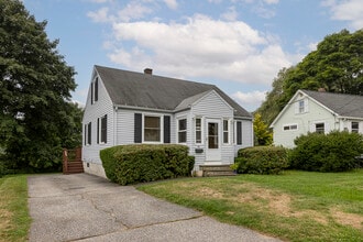 Building Photo - 45 Longfellow Dr