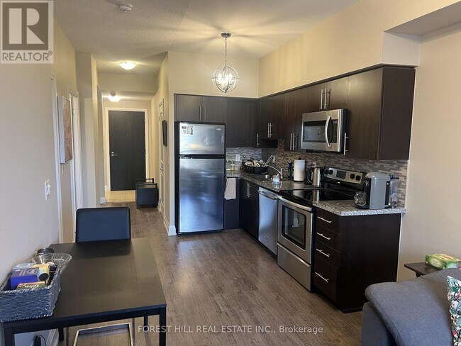 Photo du bâtiment - 1070 Sheppard Ave W