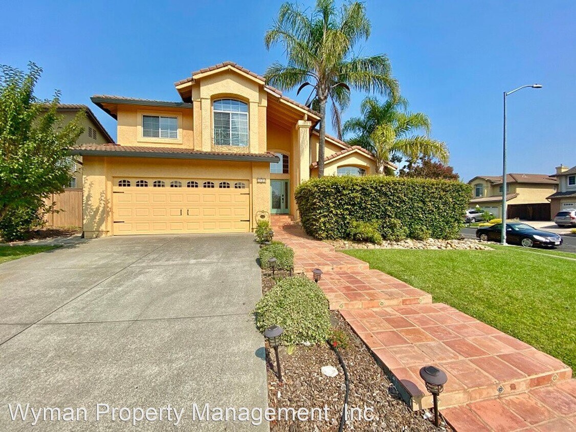 Primary Photo - 3 br, 2.5 bath House - 2558 Harvest Lane