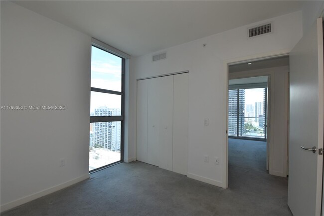 Foto del edificio - 1100S S Miami Ave