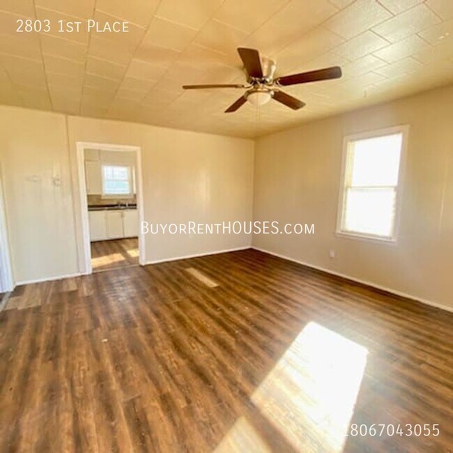 Foto del edificio - Handyman Special $99 Move in + Admin Fee /...