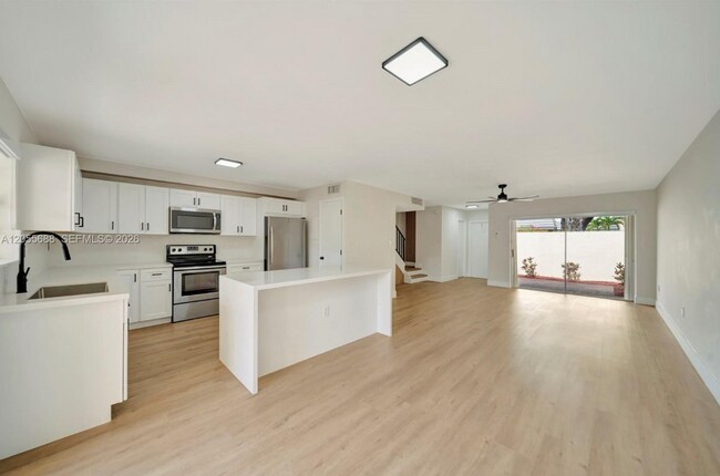 Foto del edificio - 8769 SW 137th Ave