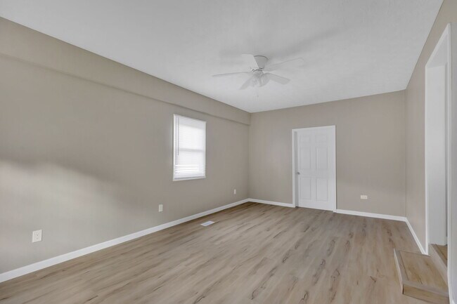 Foto del edificio - 106 Old Mill Rd