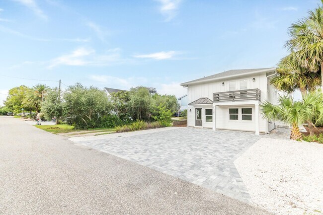 Foto del edificio - 5348 Pelican Way