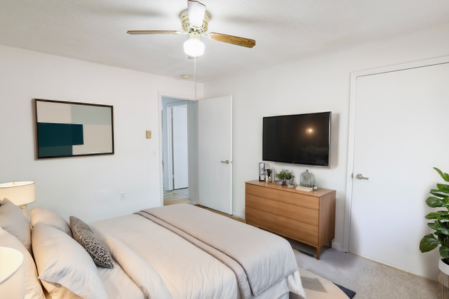 Dormitorio principal - Norwalk Village Estates