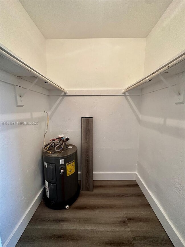 Building Photo - 3100 NW 135th St