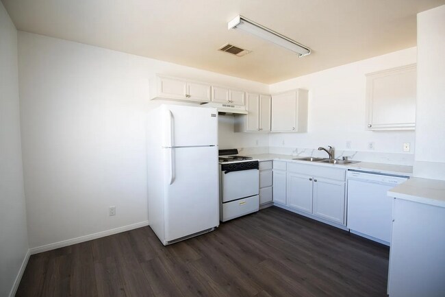 Foto del edificio - 6313 Palo Verde Ave