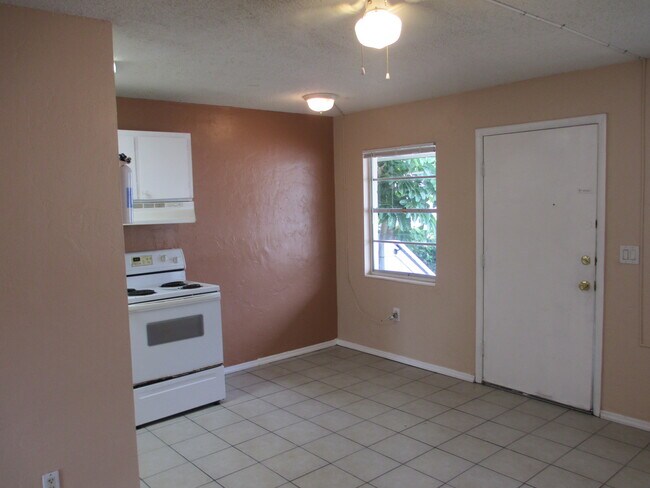 Building Photo - 1711 Dixon Blvd