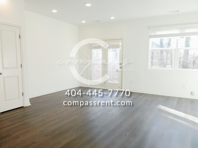Building Photo - 2349 Camden Oak Way