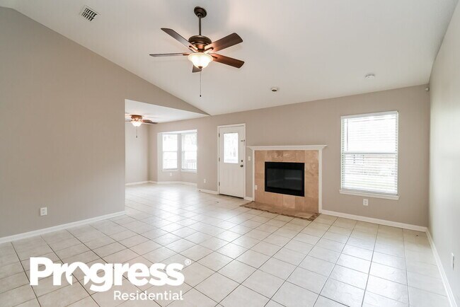 Foto del edificio - 8770 Hammond Forest Dr