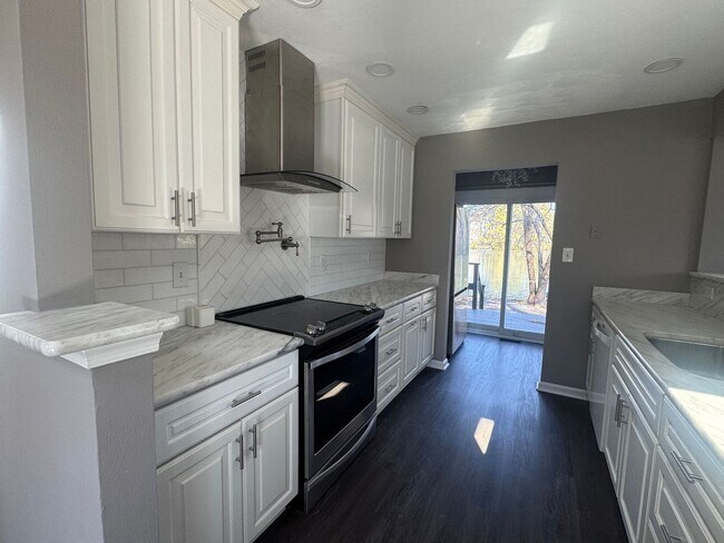 Building Photo - Waterfront Retreat with Private Dock & Sunroom Views