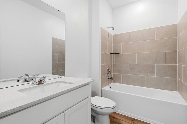 Building Photo - 5550 Guava Ct