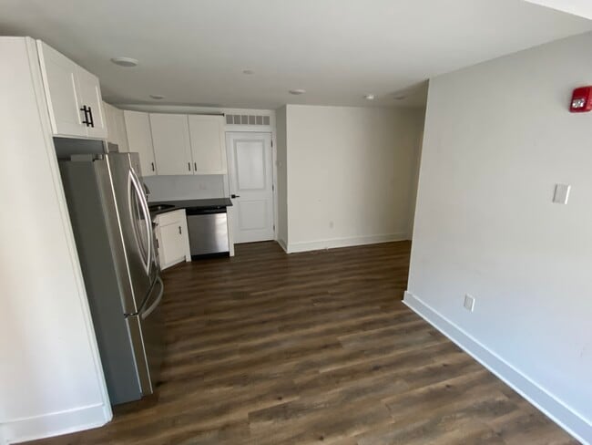 Building Photo - 3501 Haverford Ave