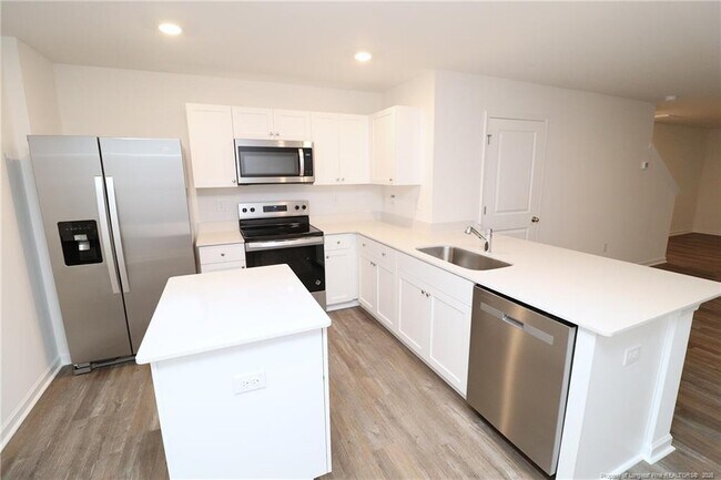 Foto del edificio - 5810 Brambleberry Way