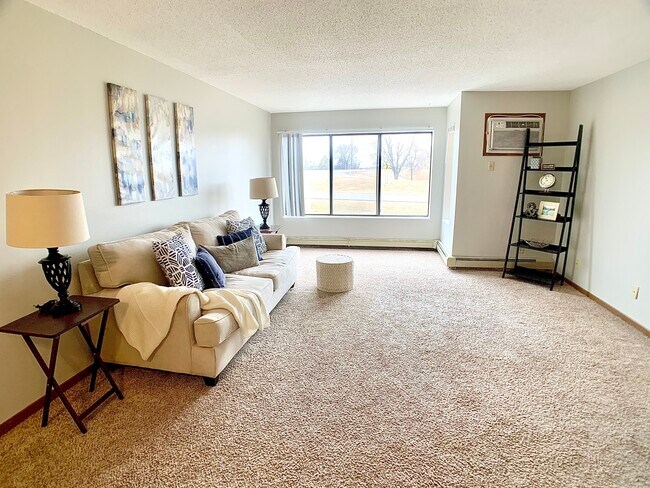 Foto del edificio - Riverstone Apartments
