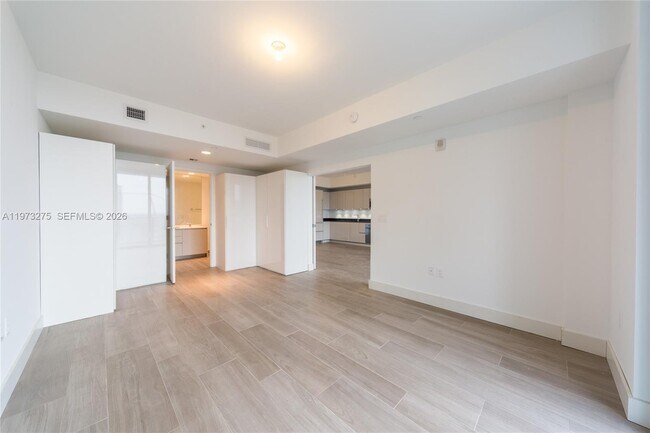 Foto del edificio - 1010 Brickell Ave