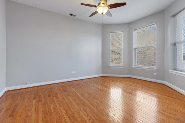 Foto del edificio - 6231 S Woodlawn Ave