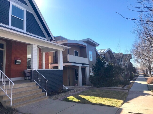 Building Photo - Nicely Renovated Home in LoHi - Great Loca...