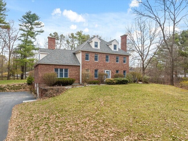 Foto del edificio - 1 Glenbrook Rd