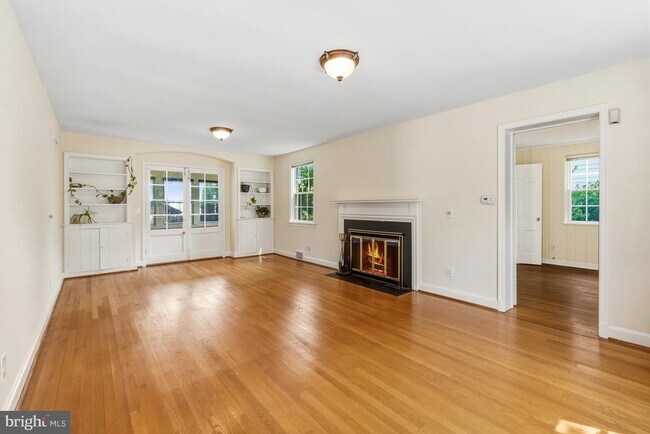Foto del edificio - 5206 Western Ave NW