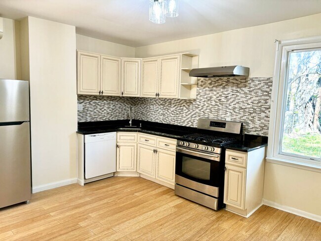 Foto del edificio - Single family house for rent in Jersey City