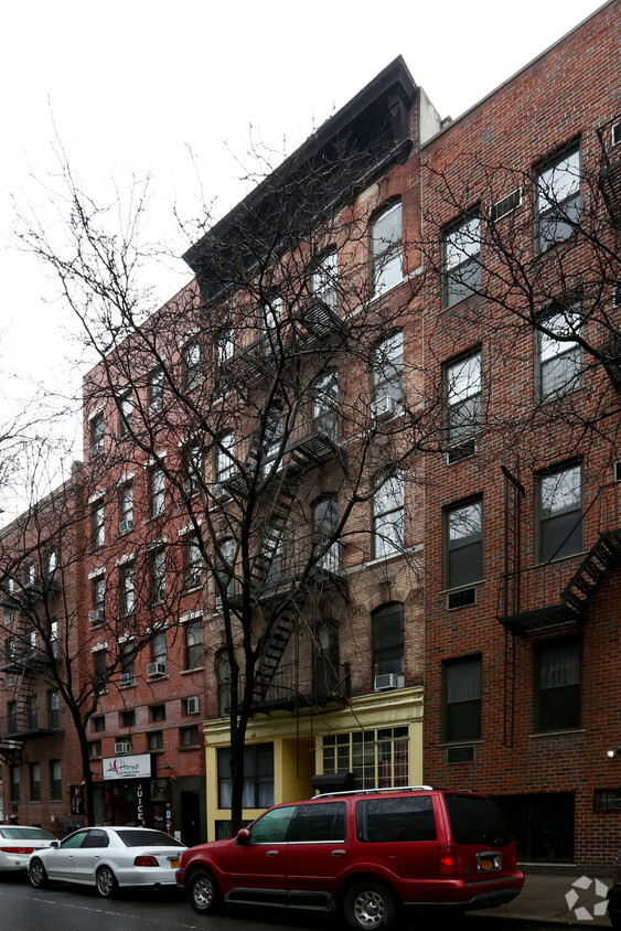 Primary Photo - 415 W 47th St